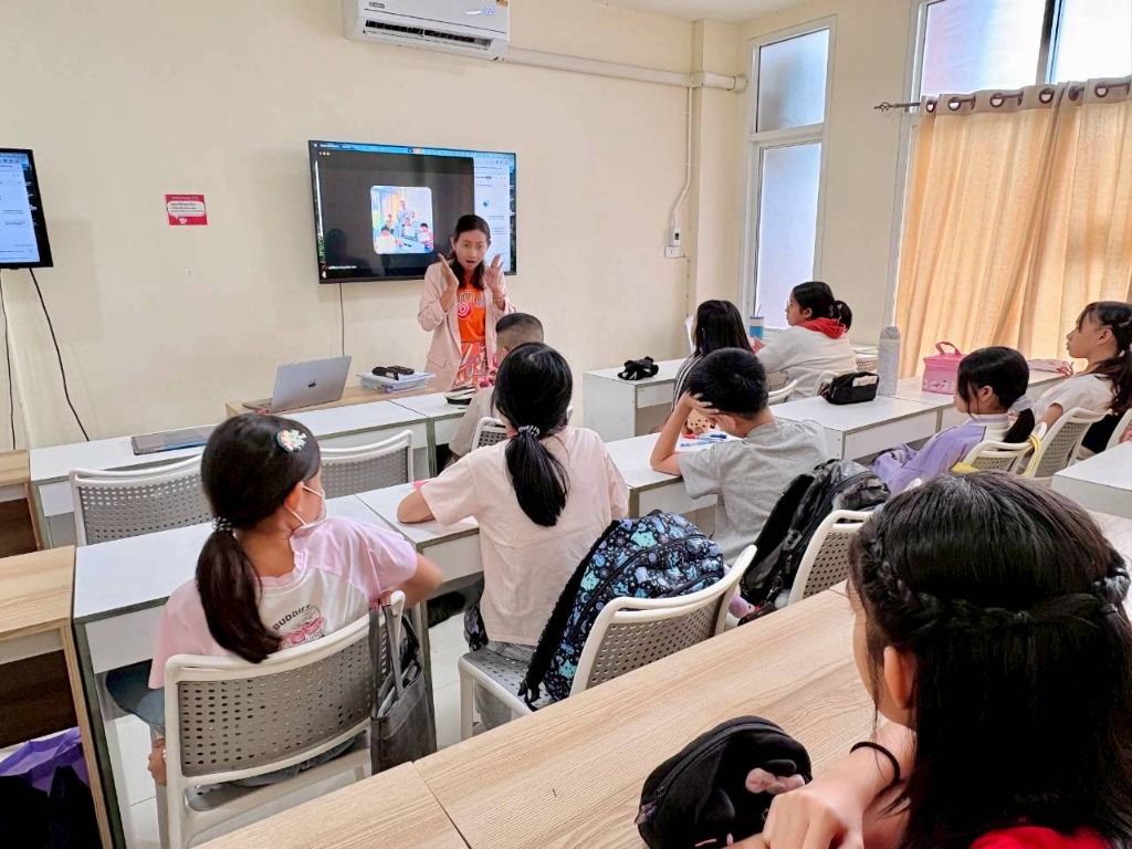 บรรยากาศการเรียนการสอนที่เป็นกันเอง